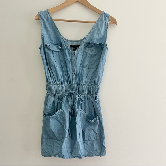 Forever 21 Chambray Romper Women’s Small w Elastic Waist Jumper Shorts Summer - Picture 1 of 7